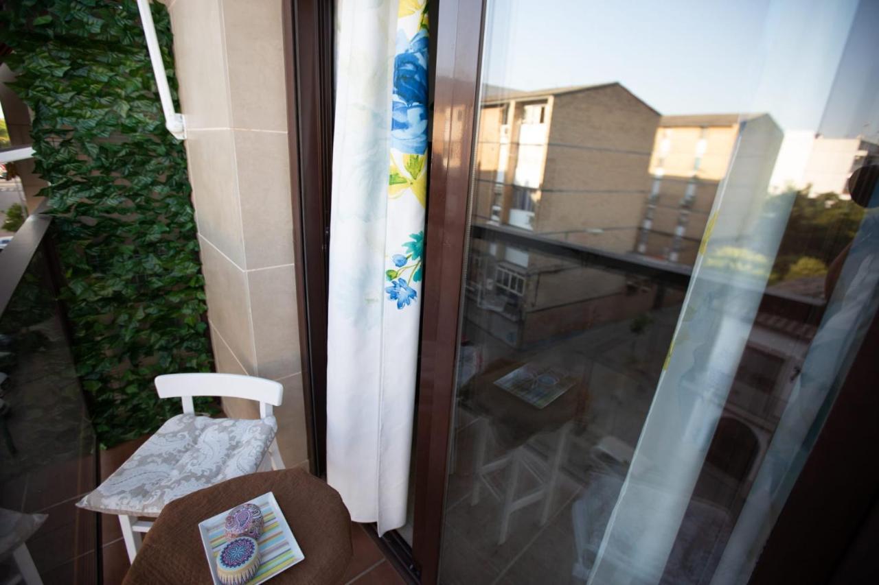 Piso Con Solarium Calahorra Con Solera Parking Privado Gratis Appartamento Cordova Esterno foto